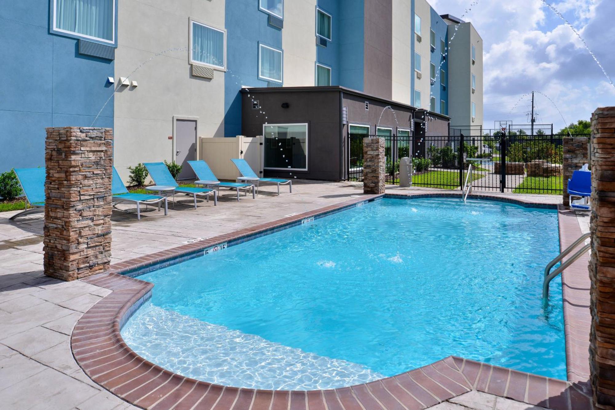 Towneplace Suites By Marriott Laplace Eksteriør billede
